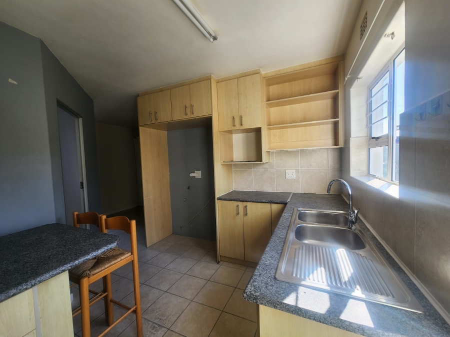 3 Bedroom Property for Sale in Elsies River Western Cape
